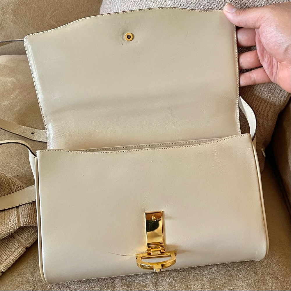 Celine Paris White Shoulder Bag - Picture 4 of 14